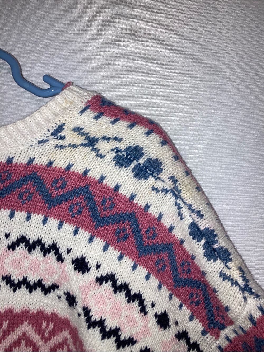 Vintage Paris Sport Club V-Neck Sweater - Pink, Navy & Cream - Picture 7 of 10
